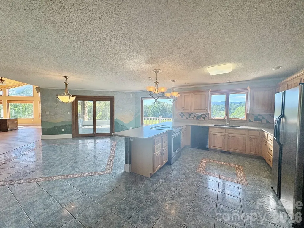 377 Upper Grassy Branch Road Asheville NC 28805