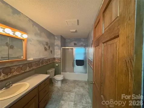 377 Upper Grassy Branch Road Asheville NC 28805