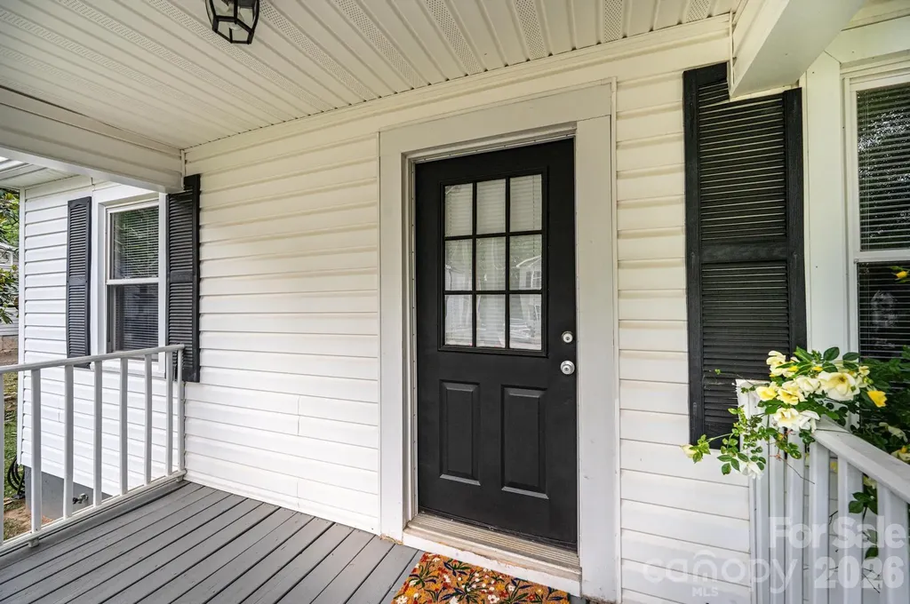1725 8th Avenue NE Hickory NC 28601