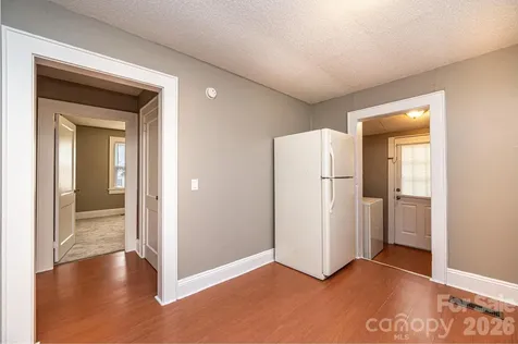 1725 8th Avenue NE Hickory NC 28601