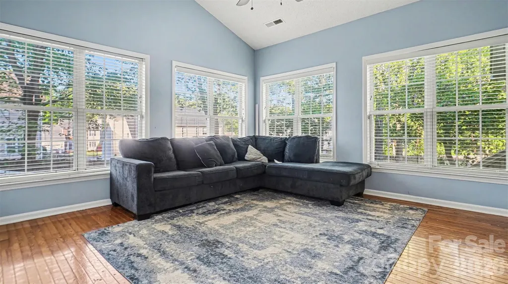 1515 Klompen Road Kernersville NC 27284