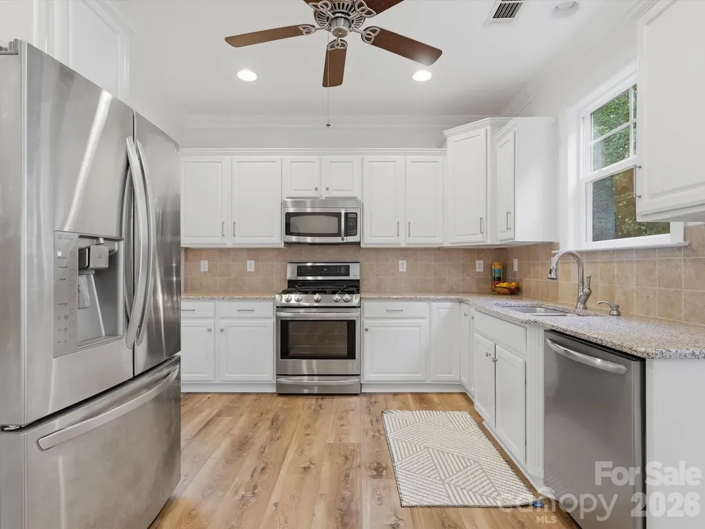 1022 Fleming Lane Matthews NC 28104