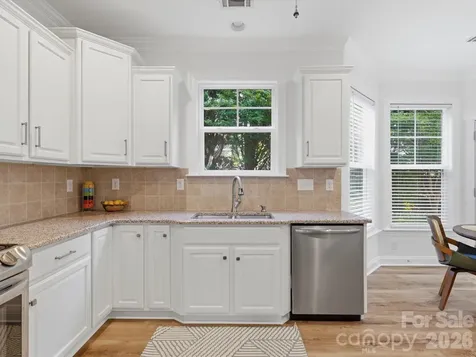 1022 Fleming Lane Matthews NC 28104