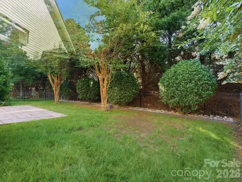 1022 Fleming Lane Matthews NC 28104