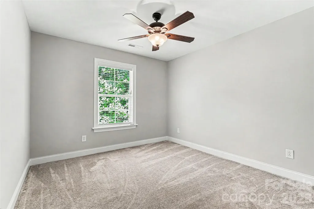 4433 Brookwood Road Charlotte NC 28215
