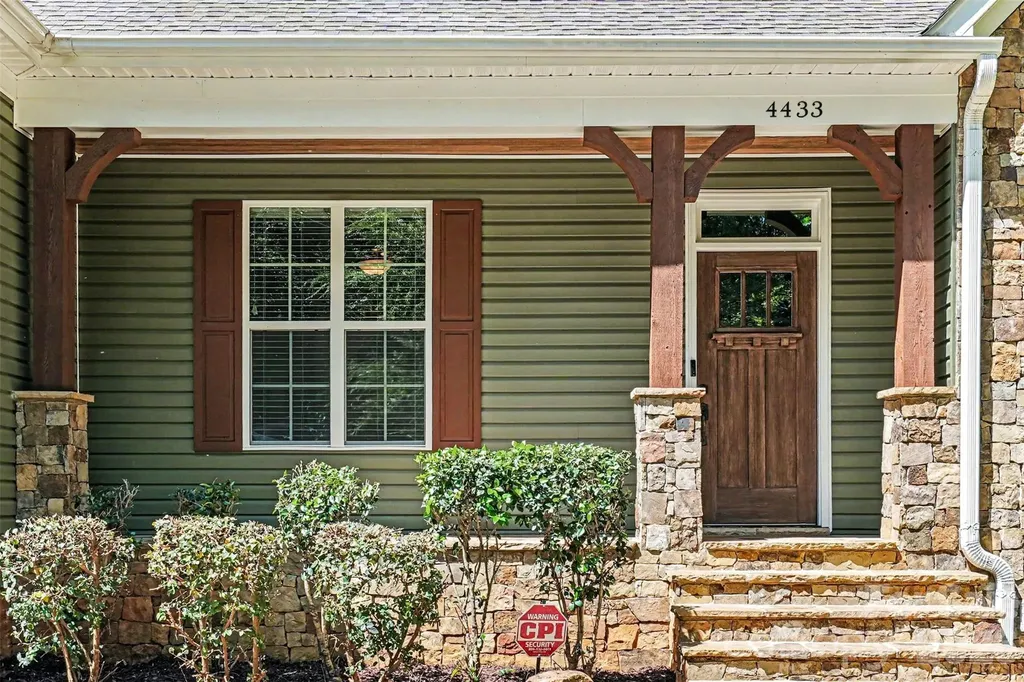 4433 Brookwood Road Charlotte NC 28215