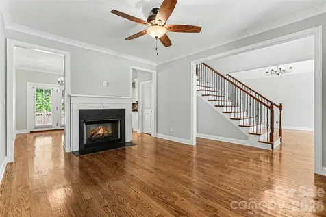 4433 Brookwood Road Charlotte NC 28215