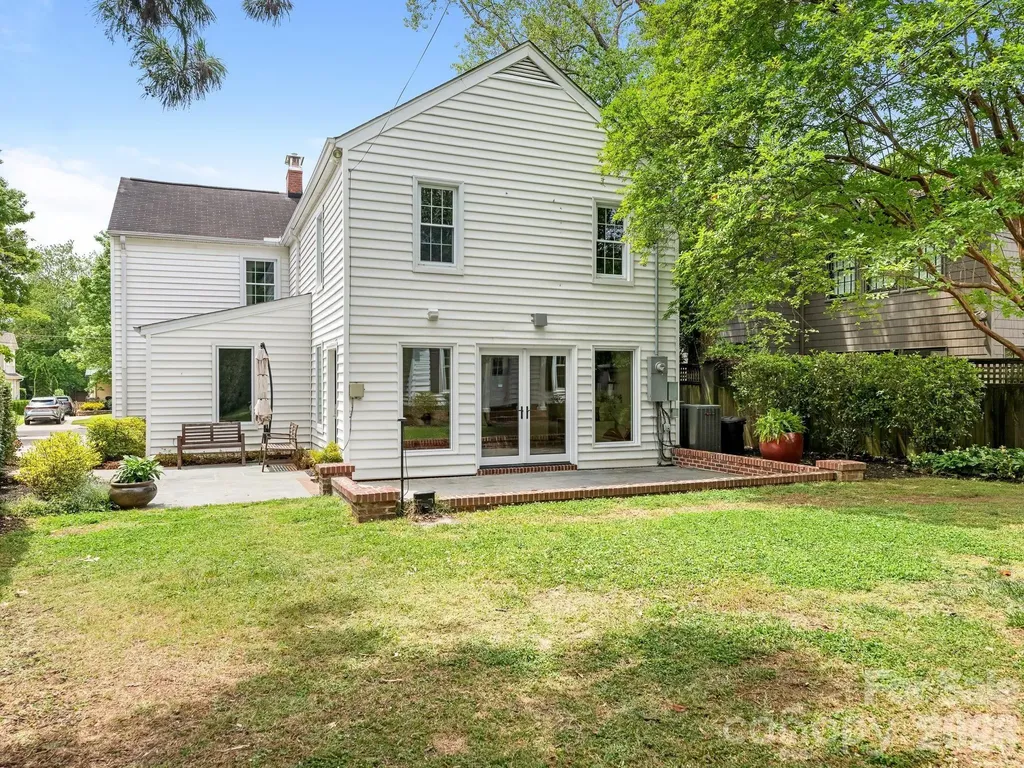 225 Altondale Avenue Charlotte NC 28207