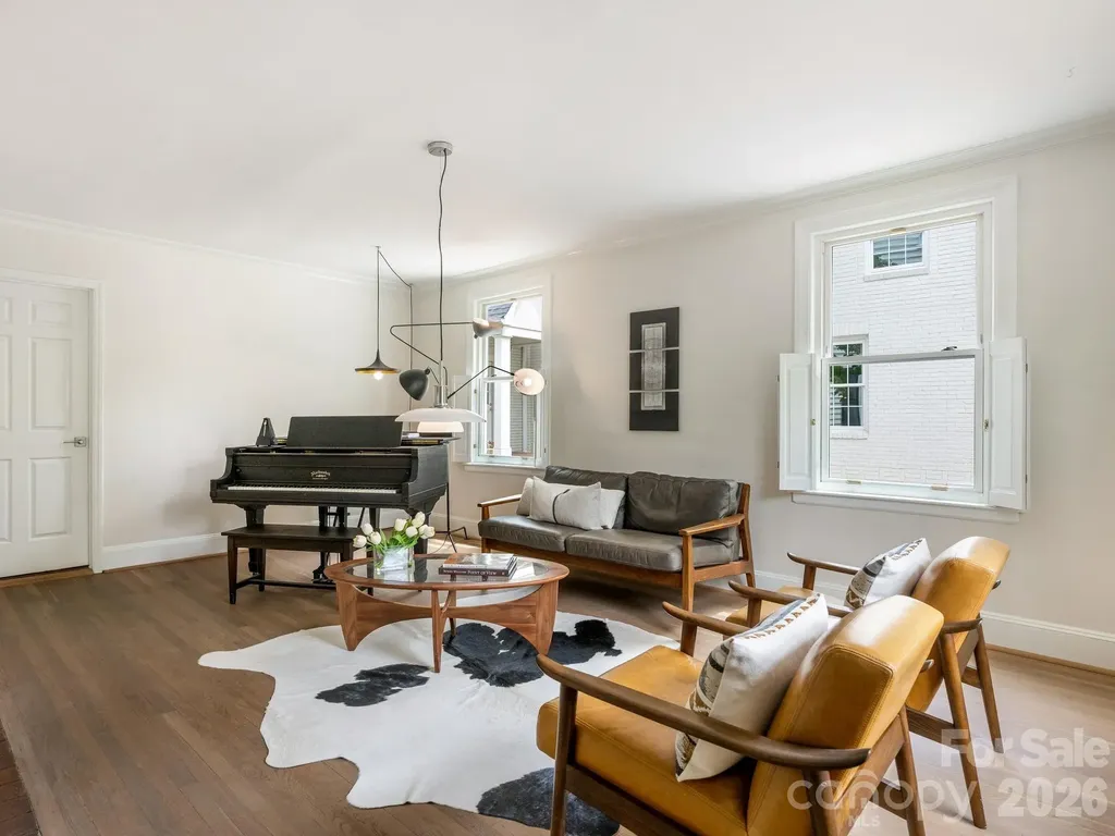 225 Altondale Avenue Charlotte NC 28207