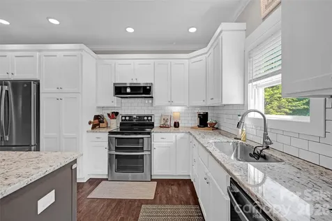183 Falling Creek Drive Statesville NC 28625