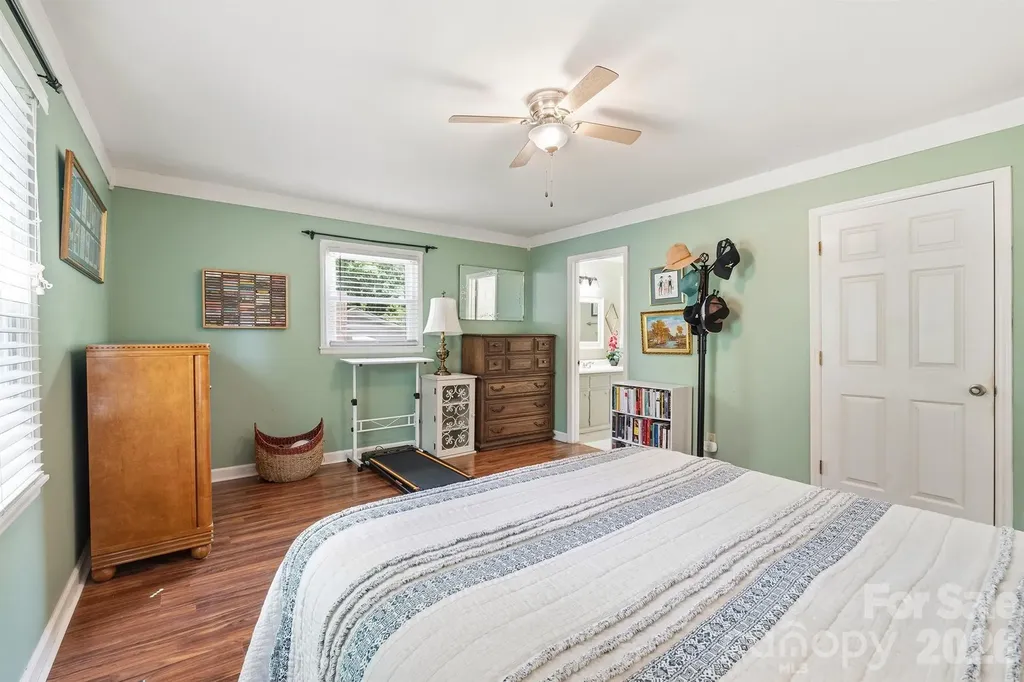 2078 Rock Springs Circle Denver NC 28037