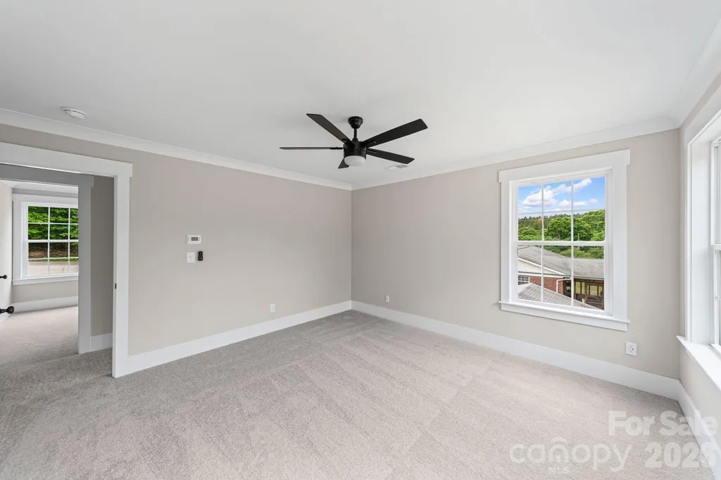 908 Dewey Street Badin NC 28009