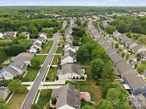 1113 Butterburr Drive Matthews NC 28104