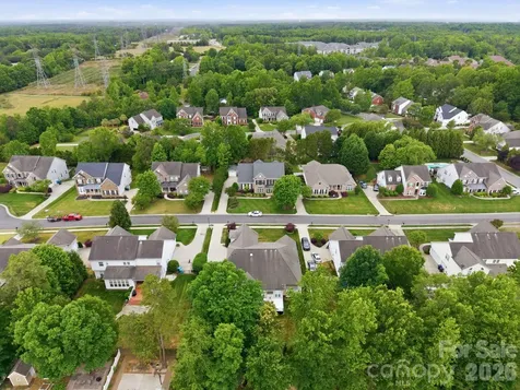 1113 Butterburr Drive Matthews NC 28104