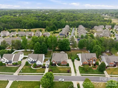 1113 Butterburr Drive Matthews NC 28104