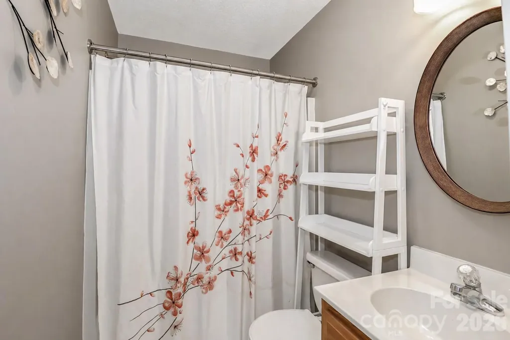 126 Tara Lynn Court Mooresville NC 28115