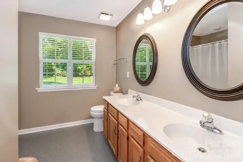 126 Tara Lynn Court Mooresville NC 28115
