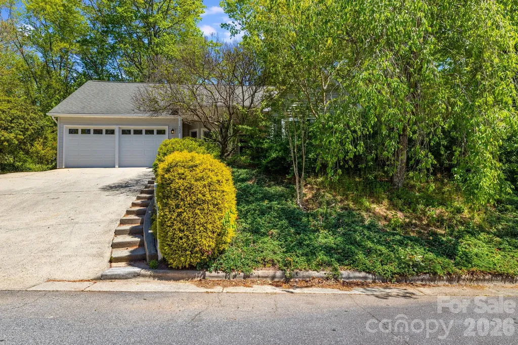 132 Fox Cross Drive Brevard NC 28712