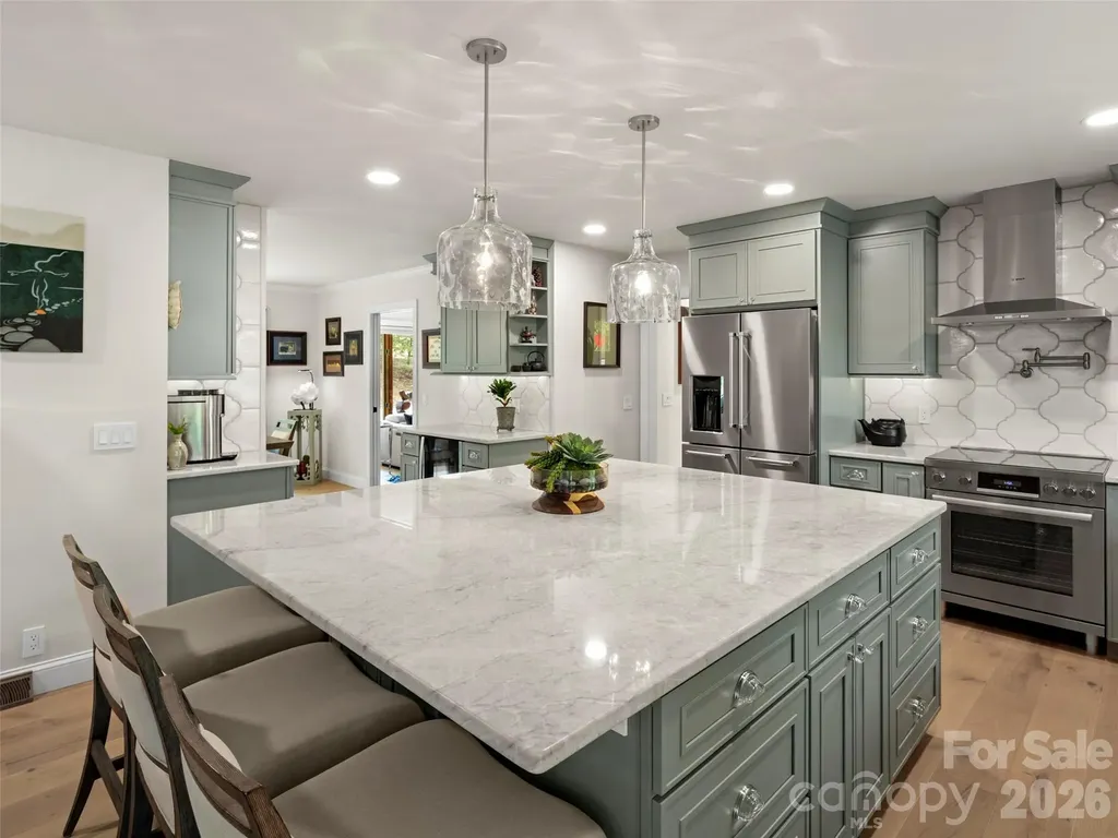 152 Eastmoor Drive Asheville NC 28805