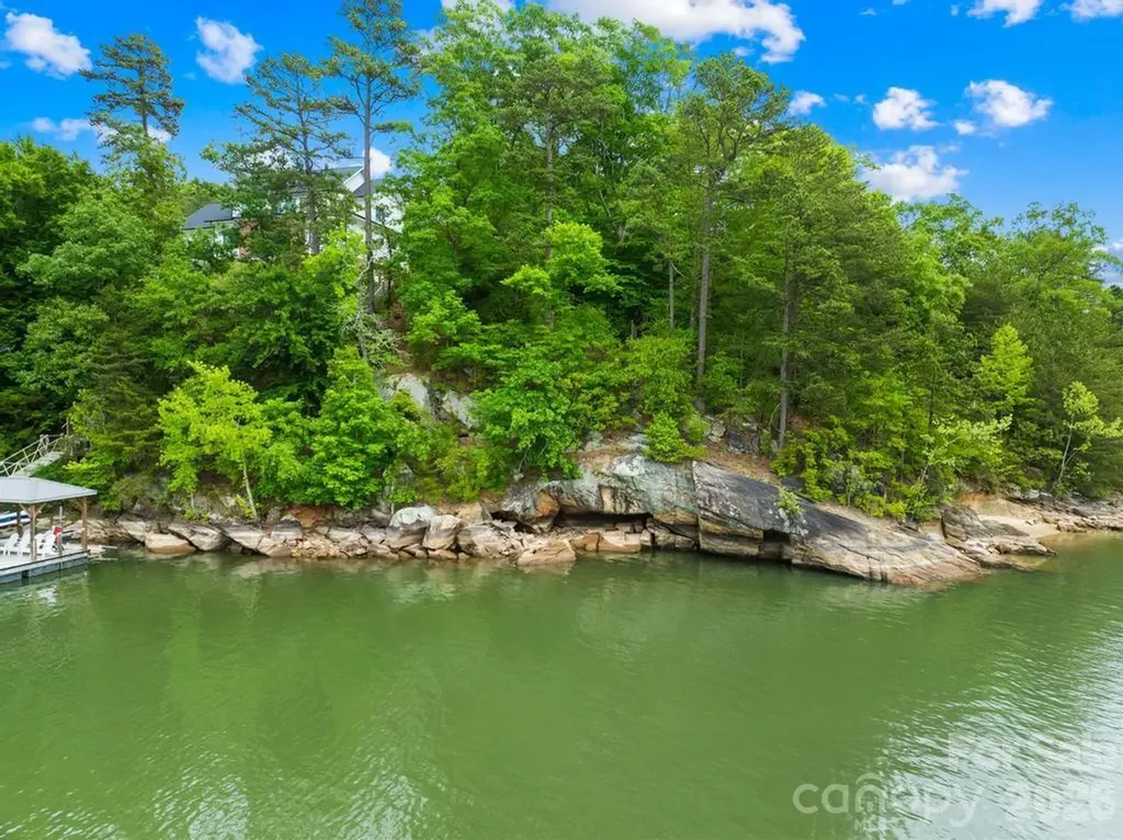 268 S Harbor Watch Drive Statesville NC 28677