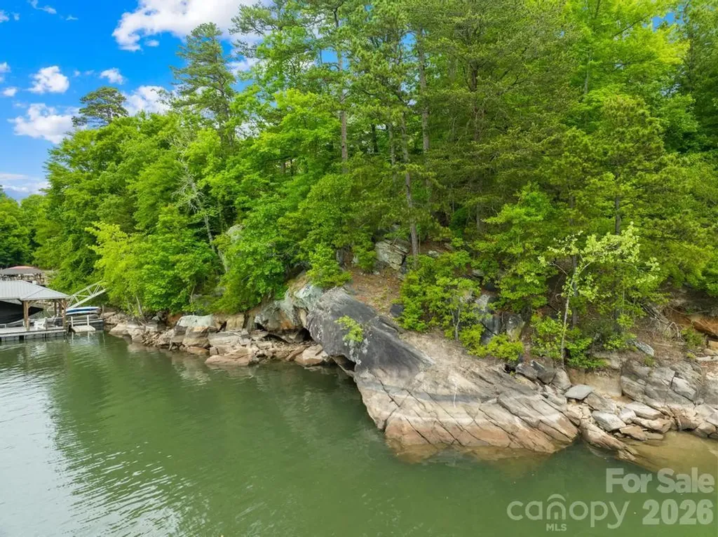 268 S Harbor Watch Drive Statesville NC 28677