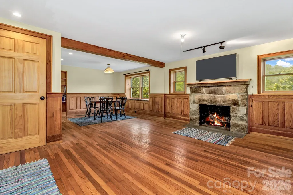 45 Sugar Cove Road Weaverville NC 28787