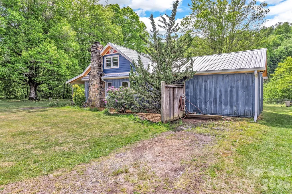 45 Sugar Cove Road Weaverville NC 28787
