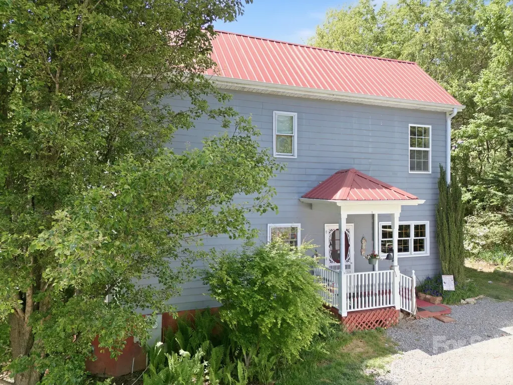 2225 Bald Creek Road Clyde NC 28721