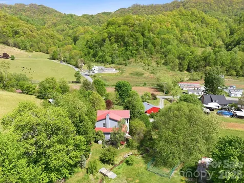 2225 Bald Creek Road Clyde NC 28721