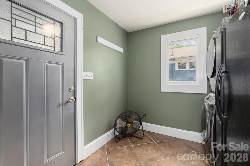 23 Lanvale Avenue Asheville NC 28806