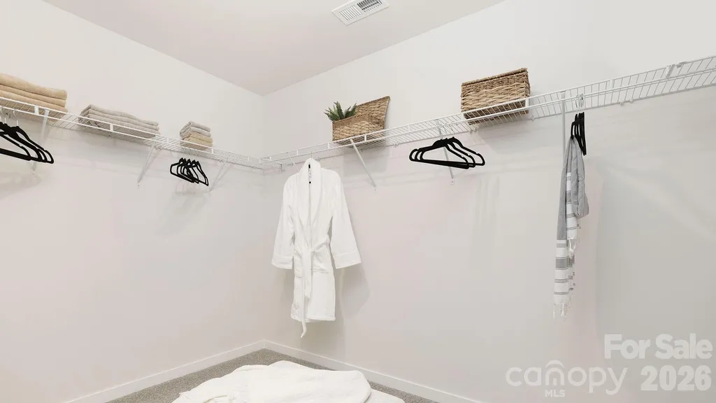 623 Country Oak Drive Asheville NC 28804