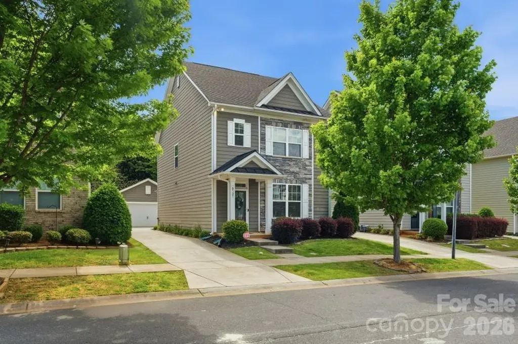 8737 Aspinwall Drive Charlotte NC 28216