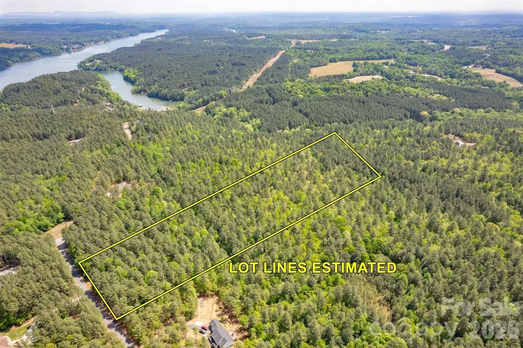 1518 W Paradise Harbor Drive Connelly Springs NC 28612
