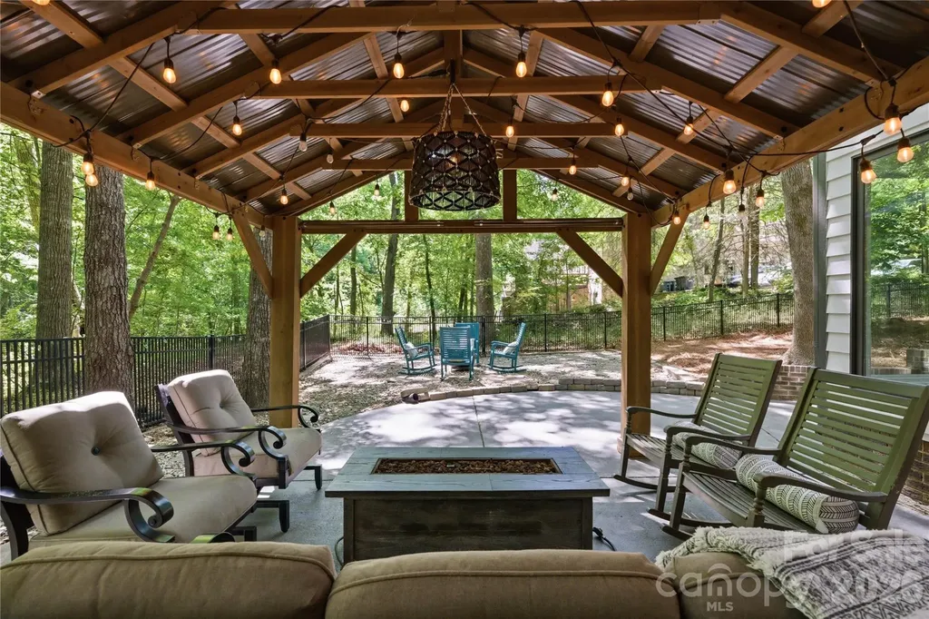 405 Timber Lane Weddington NC 28104