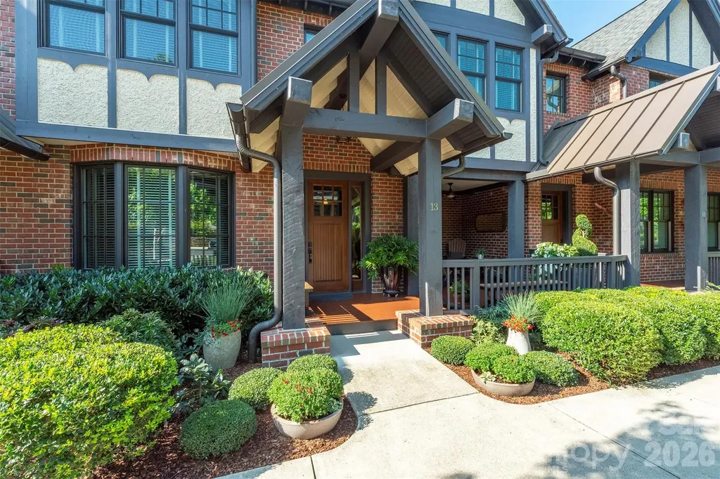13 Fitzgerald Road Black Mountain NC 28711