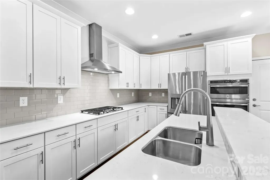 122 Mint Avenue Mooresville NC 28117