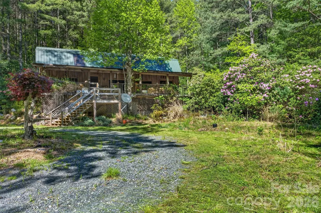 451 Signal Tree Road Deep Gap NC 28618