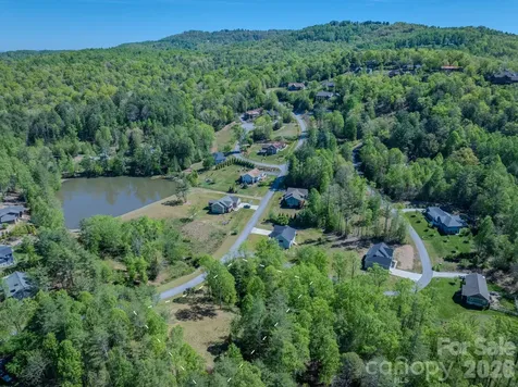 92 Crystal Heights Drive Hendersonville NC 28739