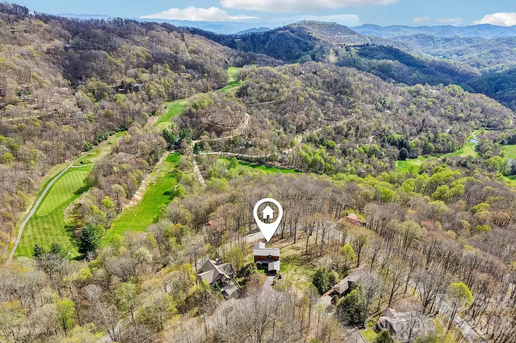 186 Cottage Lane Mars Hill NC 28754