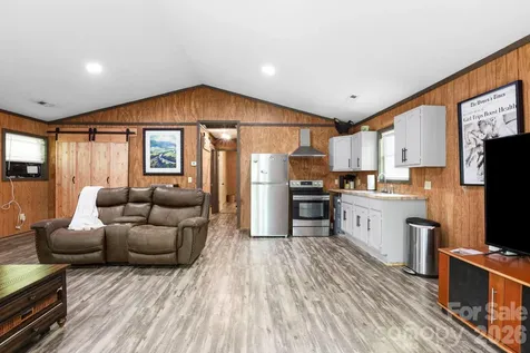 521 Lake Falls Road Hendersonville NC 28739