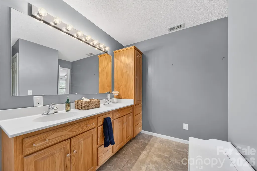 6560 Sherrills Ford Road Catawba NC 28609