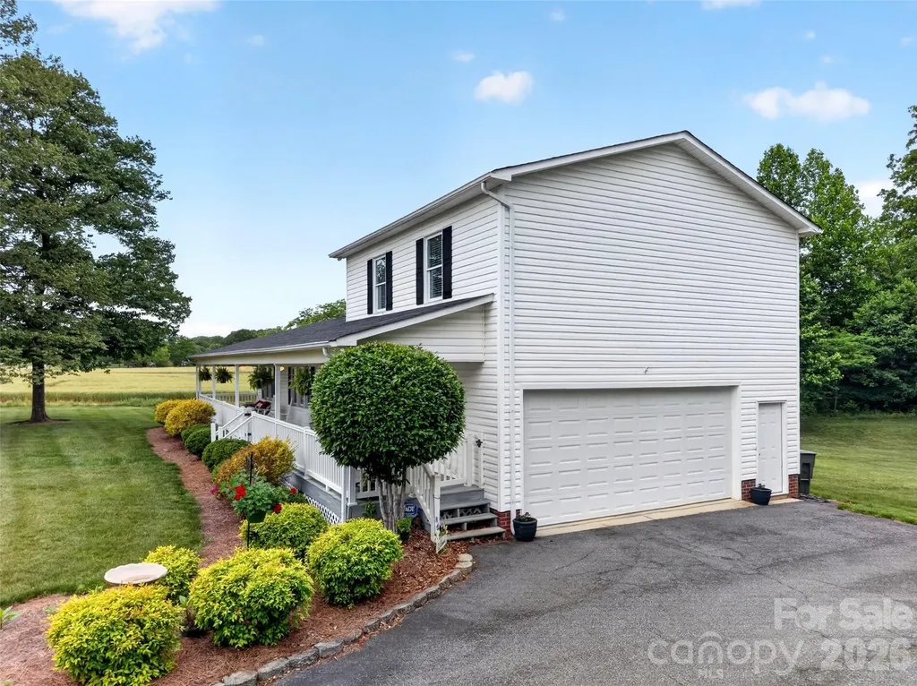 6560 Sherrills Ford Road Catawba NC 28609