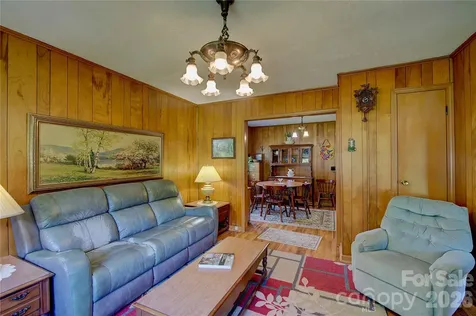 560 Russ Norris Heaton Road Elk Park NC 28622