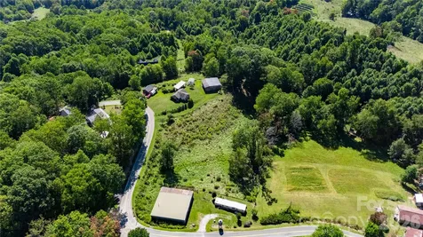 560 Russ Norris Heaton Road Elk Park NC 28622