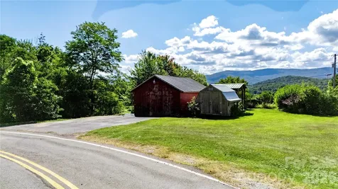 560 Russ Norris Heaton Road Elk Park NC 28622