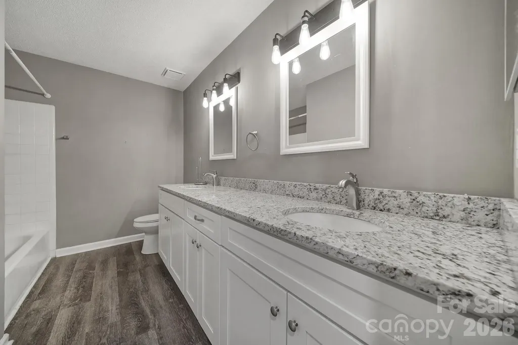 11005 Hunter Trail Charlotte NC 28226