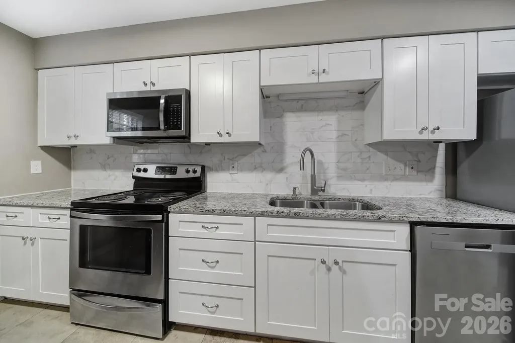 11005 Hunter Trail Charlotte NC 28226