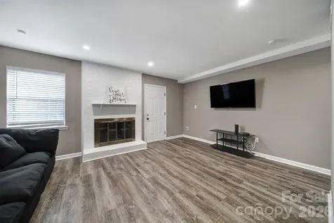 11005 Hunter Trail Charlotte NC 28226