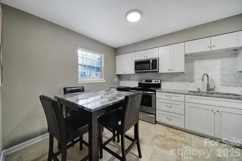 11005 Hunter Trail Charlotte NC 28226