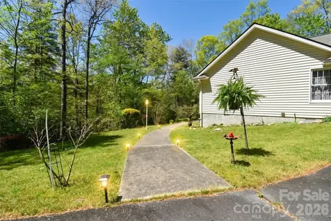 548 Thunder Road Brevard NC 28712